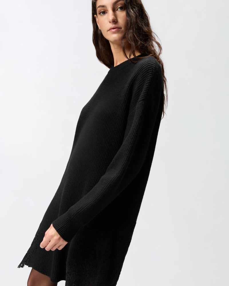 Abito corto in maglia con pizzo