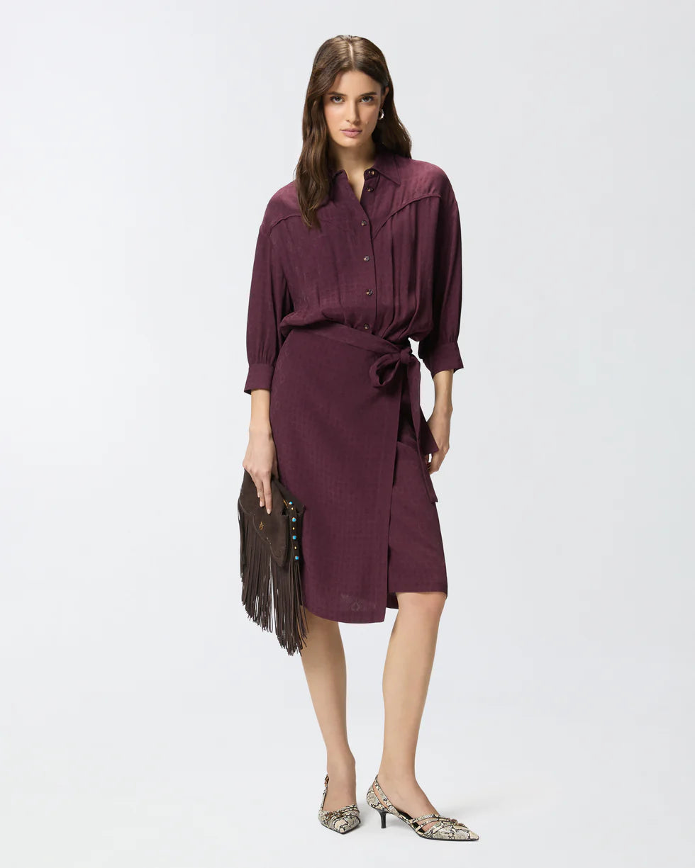 Abito midi con parte superiore a camicia e cintura