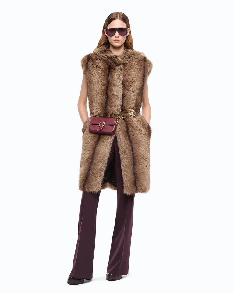 Gilet lungo effetto pelliccia con cintura