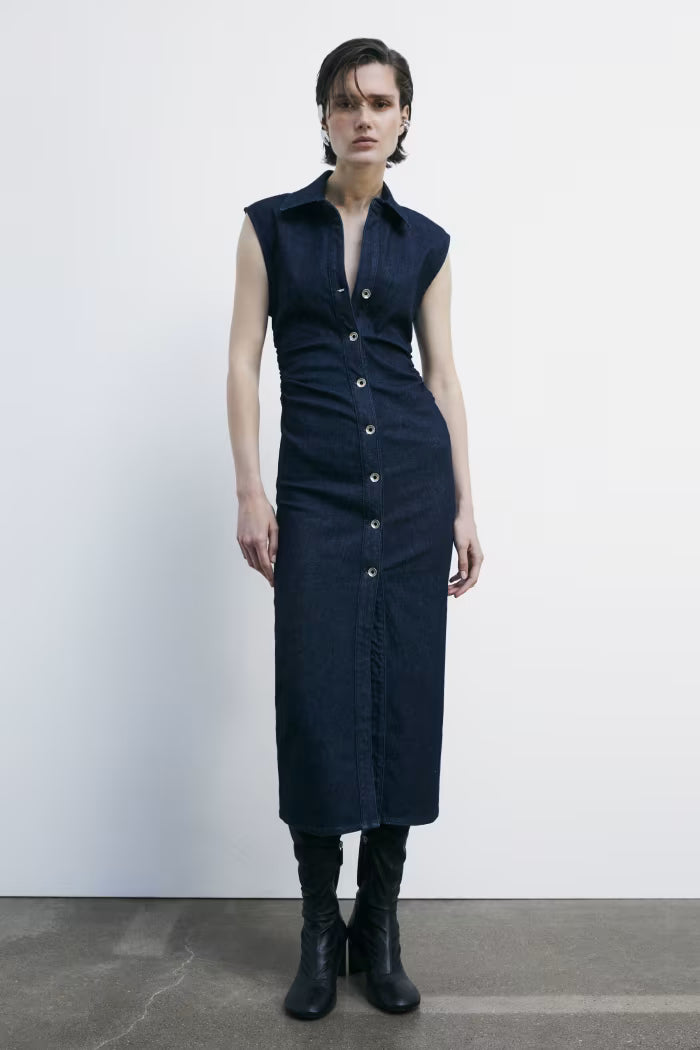 Abito midi smanicato in jeans