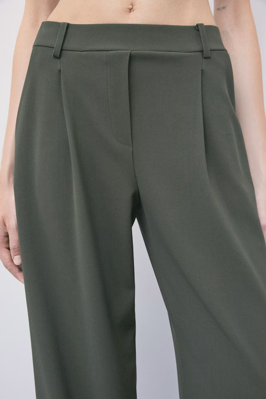 Pantaloni palazzo con pinces