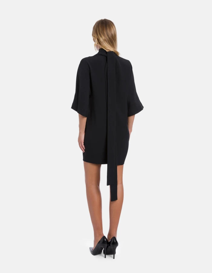 Abito corto in crêpe