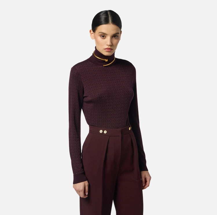 Maglia in lana con micro-logo jacquard